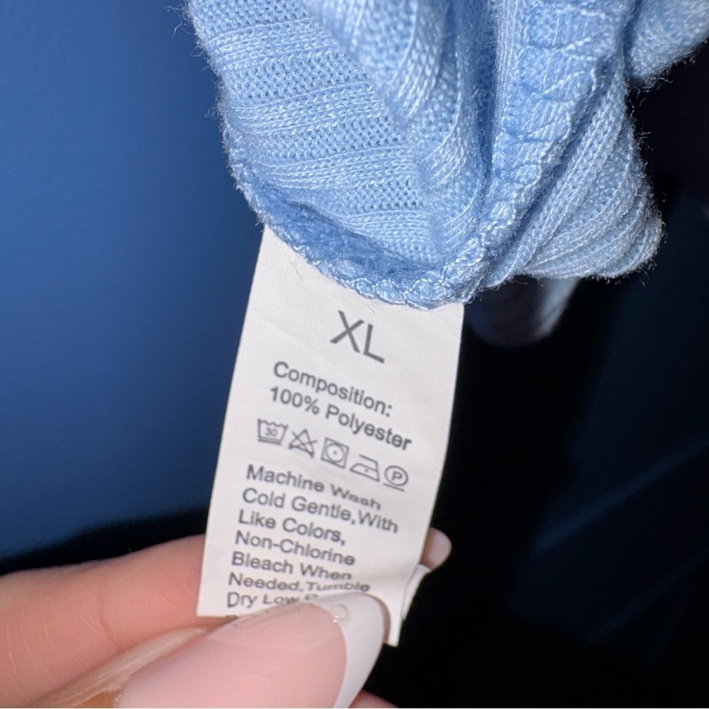 Blue Short Sleeve Top with Ribbon Accents - Women’s Size XL​​ - Picture 5 of 5